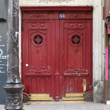 Charming T2 Near Montmartre Daire *